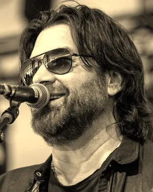Bob Schneider New Braunfels