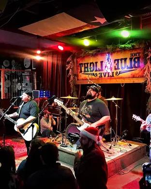 Giovannie and The Hired Guns New Braunfels