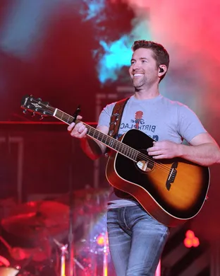 Josh Turner Round Rock