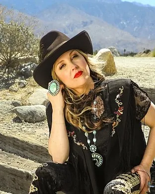 Sunny Sweeney New Braunfels